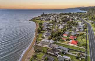 417 Thames Coast  Road SH25, Te Puru