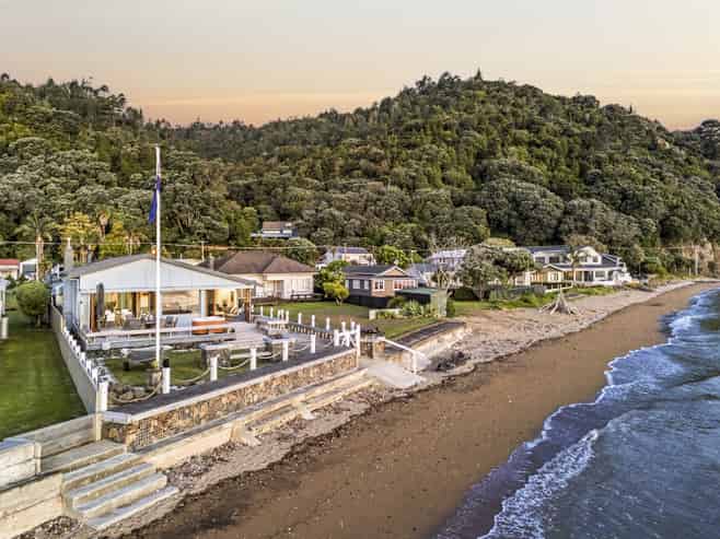 417 Thames Coast  Road SH25, Te Puru