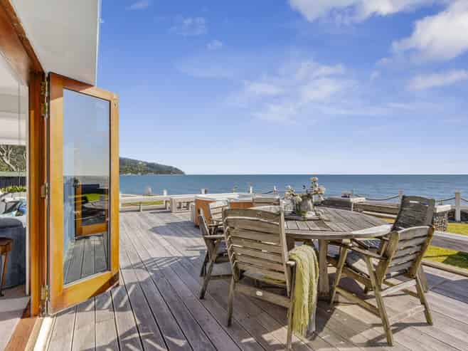 417 Thames Coast  Road SH25, Te Puru
