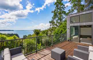 64 Otitori Bay Road, Titirangi