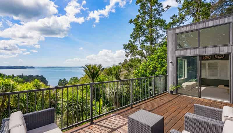 64 Otitori Bay Road, Titirangi