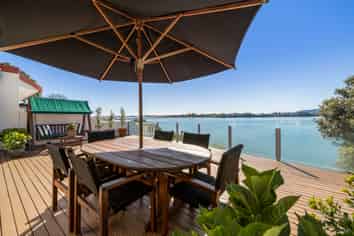 230C Devonport Road, Tauranga