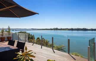 230C Devonport Road, Tauranga