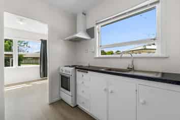 18 Brocas Avenue, Hillcrest