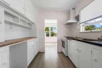 18 Brocas Avenue, Hillcrest