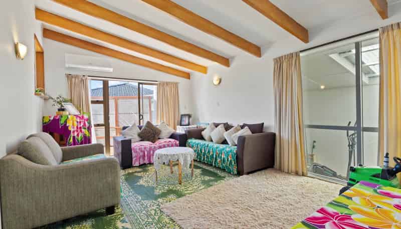 23 Wycherley Drive, Bucklands Beach