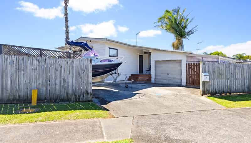 23 Wycherley Drive, Bucklands Beach