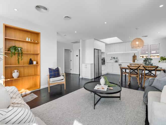 29 Main Road, Redcliffs