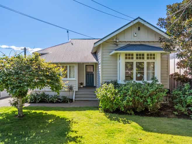 31 Allendale Road, Mount Albert