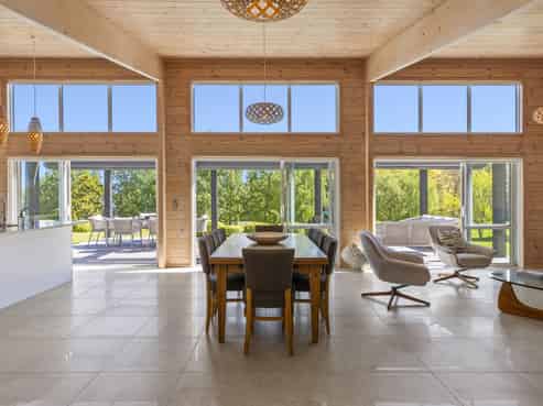 2 Paulines Way, Wharewaka