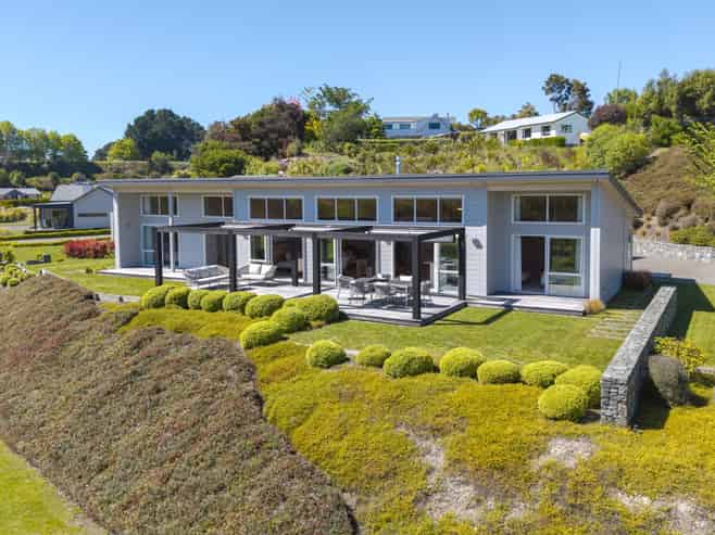 2 Paulines Way, Wharewaka