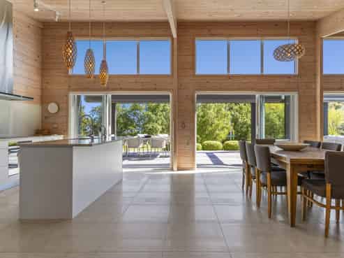 2 Paulines Way, Wharewaka