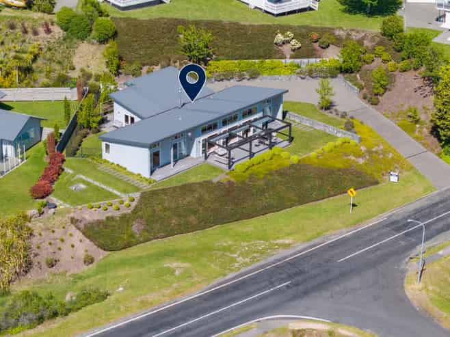 2 Paulines Way, Wharewaka