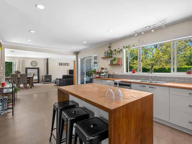 9 Green Lane Road, Masterton