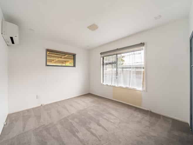 43 Donnelley Drive, Wainuiomata