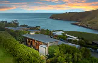 24 Peninsula View, Scarborough