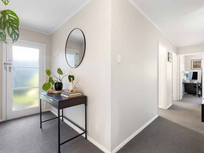 15 Sinclair Avenue, Highbury