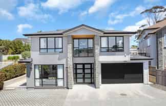 13 Golden Morning Drive, Albany