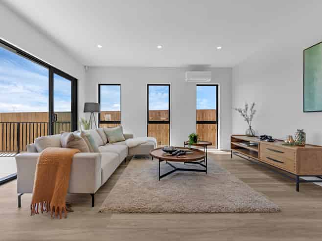 27 Korowhiti Road, Clarks Beach