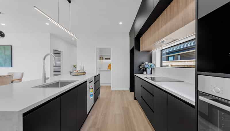 27 Korowhiti Road, Clarks Beach