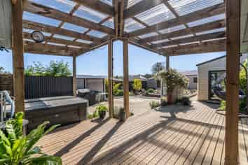 775 Queens Drive, Waikiwi