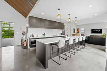 169 Dunns Road, Otatara