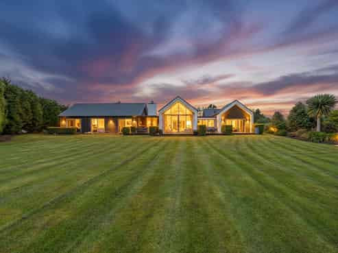 169 Dunns Road, Otatara