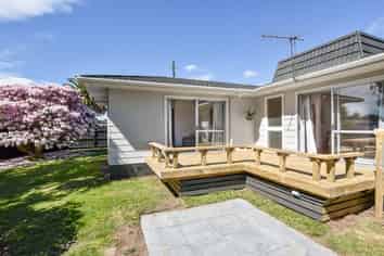2 Beryl Place, Pukehangi