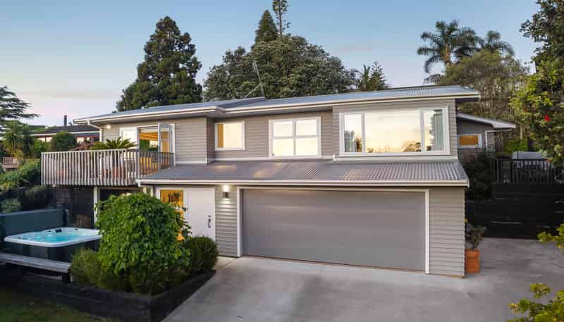 48 Newhaven Terrace, Mairangi Bay