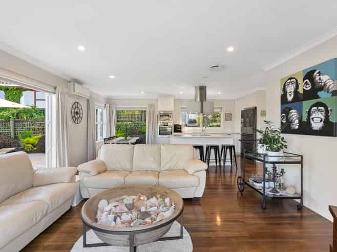 48 Newhaven Terrace, Mairangi Bay