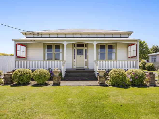 47 Patu-kukupa Street, Manaia