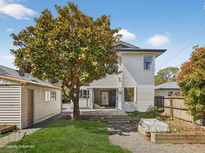 123 Francis Avenue, Saint Albans