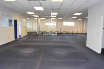 Top Floor office ideal for multiple uses 