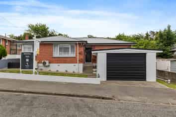 15 Sherratt Street, West End