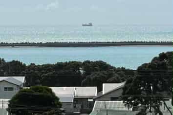 11 South Road, Moturoa