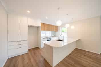 70B Heretaunga Square, Silverstream