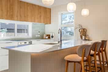 70B Heretaunga Square, Silverstream