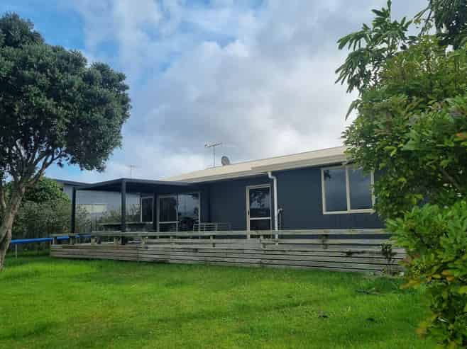 158 The Fairway, Matarangi