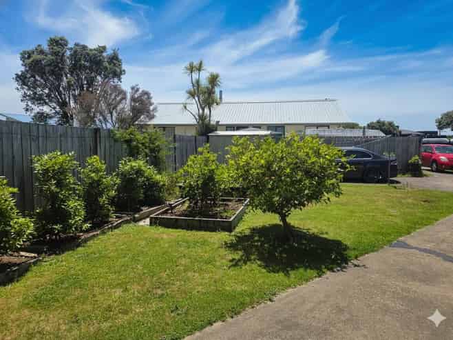 158 The Fairway, Matarangi