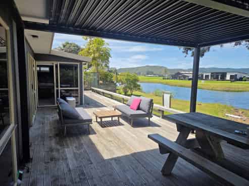 158 The Fairway, Matarangi