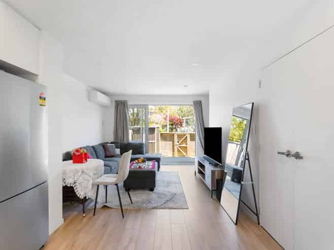 1B Sirius Place, Botany Downs