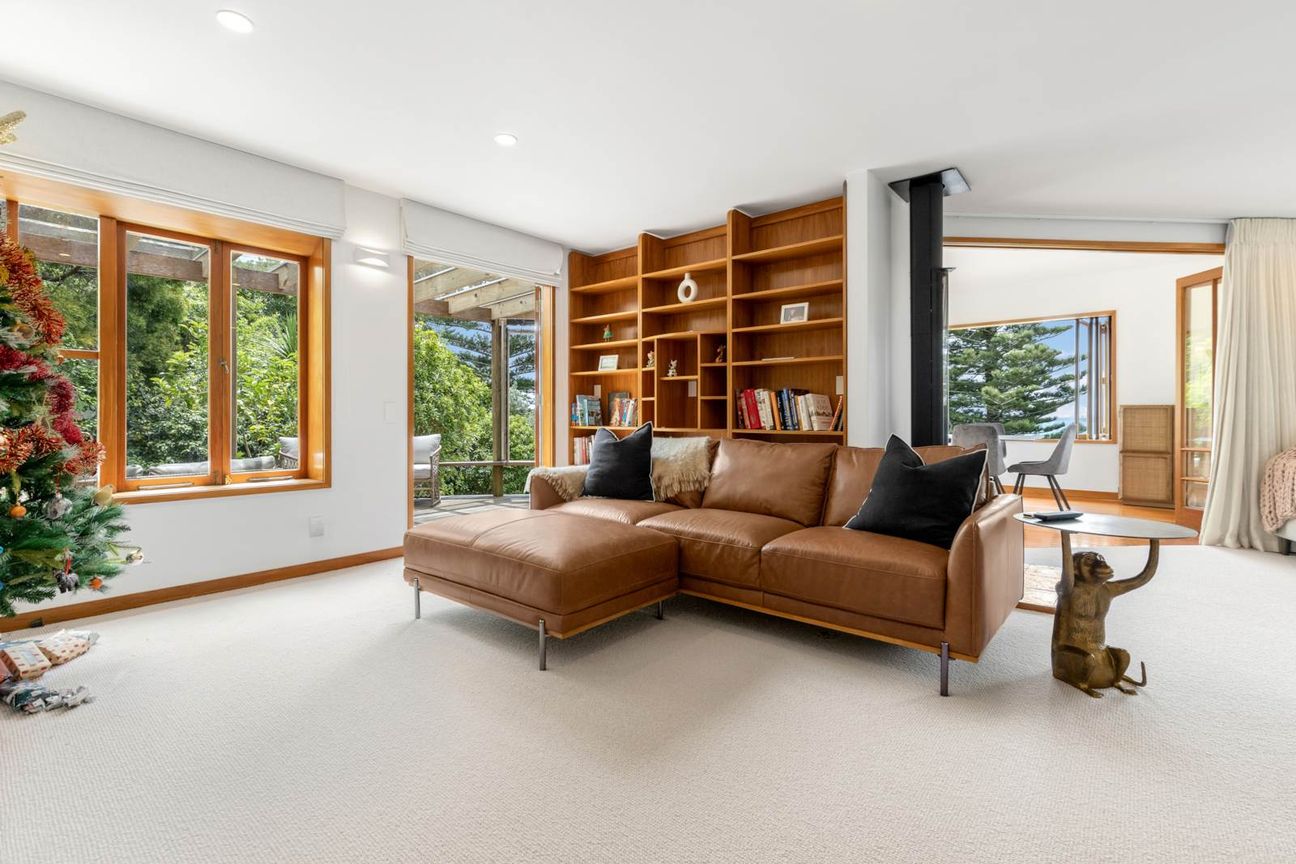 Parklike Coastal Retreat - Ansicht 6