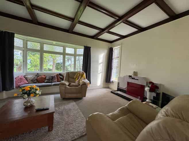 3001B  State Highway 2, Waitakaruru