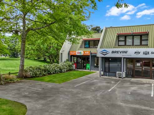 High profile office/warehouse – Birmingham Drive