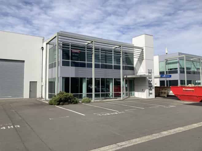 Own/occupy on Blenheim Road