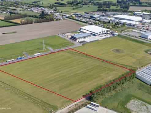 Premium industrial land