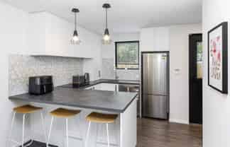 4/677 Worcester Street, Linwood