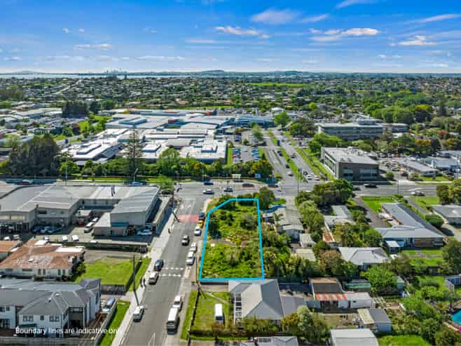 Lincoln Road Corner Development Site