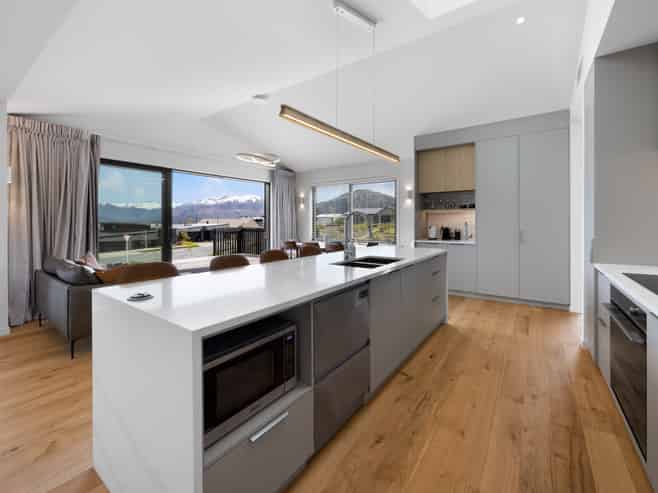 4 Dry Fly Avenue, Wanaka