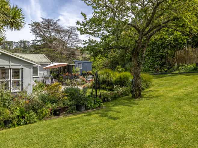 1 Crescent Road West, Palm Beach